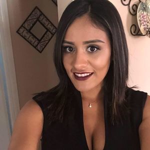 Meet your Posher, Alejandra